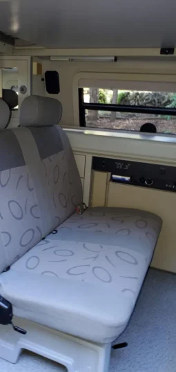 
										2002 Volkswagen Eurovan Camper full									
