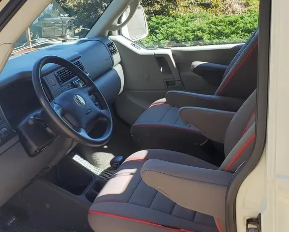 
								2002 Volkswagen Eurovan Camper full									