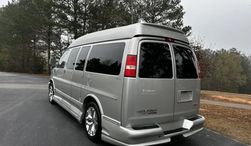 
								2008 GMC Savana 1500 AWD Conversion Van full									