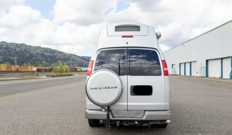 
								2010 Chevrolet Express 3500 Airstream Avenue Class B Coach full									