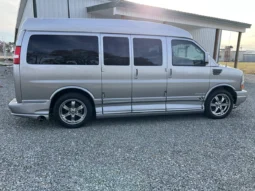 
										2010 Chevrolet Express Explorer Limited SE Conversion Van full									