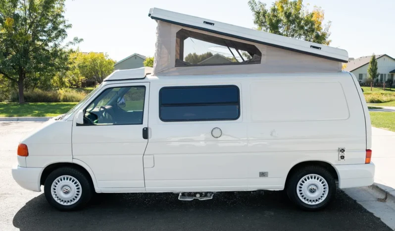 
								1997 Volkswagen EuroVan Winnebago Industries Camper full									