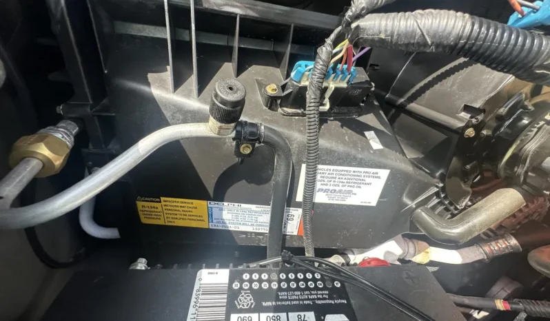 
								2002 Chevrolet Express G1500 Sherrod Conversion Van full									