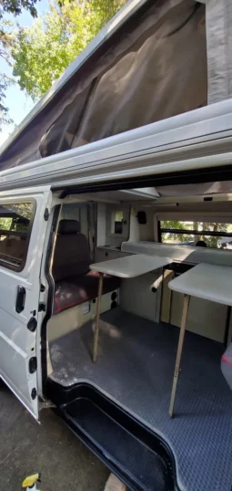 
										2002 Volkswagen Eurovan Camper full									