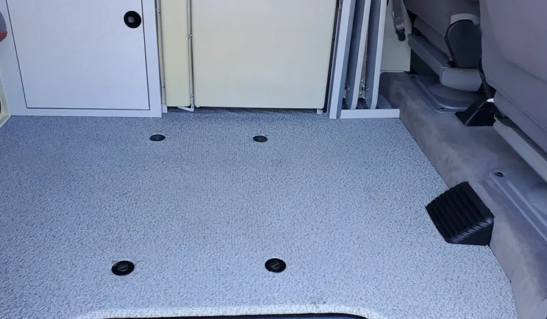 
								2002 Volkswagen Eurovan Camper full									