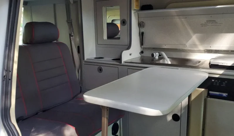 
								2002 Volkswagen Eurovan Camper full									