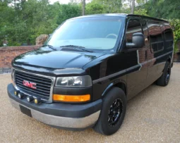 
										2003 GMC Savana G1500 Regency Conversion Van full									