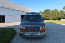
										2004 GMC Savana 1500 Explorer Limited S Conversion Van full									