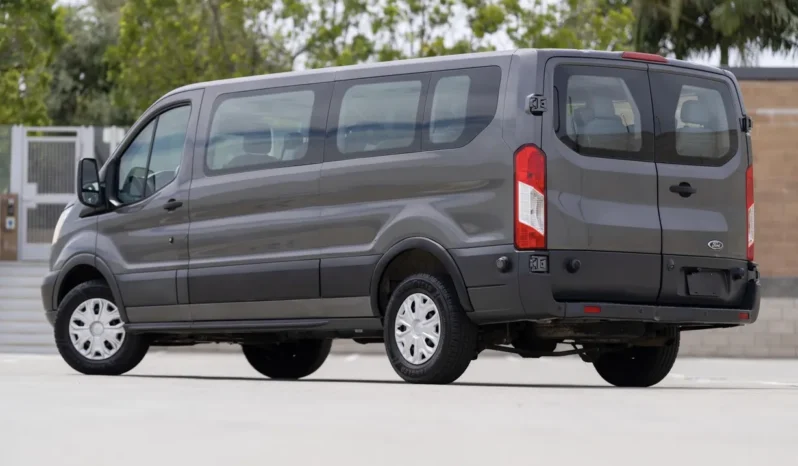 
								2016 Ford Transit 350 XLT 15-Passenger Wagon full									
