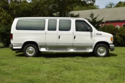 
										1997 Ford E-350 Club Wagon Chateau 7.3L Power Stroke full									