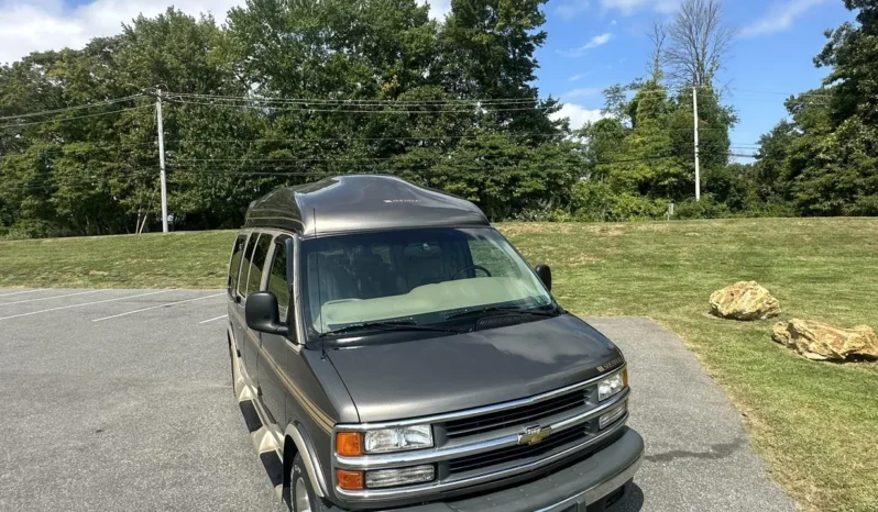 
								2002 Chevrolet Express G1500 Sherrod Conversion Van full									