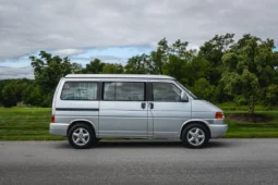 
										2003 Volkswagen EuroVan Westfalia MV Weekender Pop-Top Camper full									