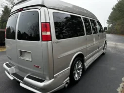 
										2008 GMC Savana 1500 AWD Conversion Van full									