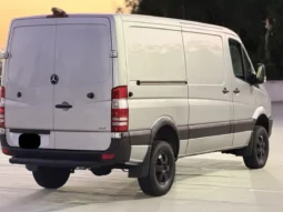 
										2015 Mercedes-Benz Sprinter 2500 4×4 Cargo Van full									