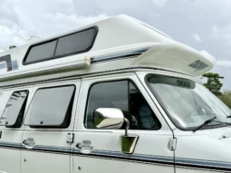
										1995 Chevrolet G30 RV Conversion by Coachmen Vans full									