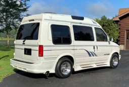 
										1995 GMC Safari AWD Conversion Van full									