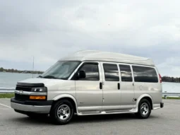 
										2006 Chevrolet Express Southern Comfort Conversion Van full									