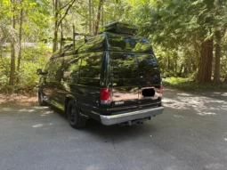 
										2007 Ford E-250 Super Duty Luxury Conversion Van full									