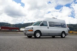 
										2010 Chevrolet Express 3500 Airstream Avenue Class B Coach full									