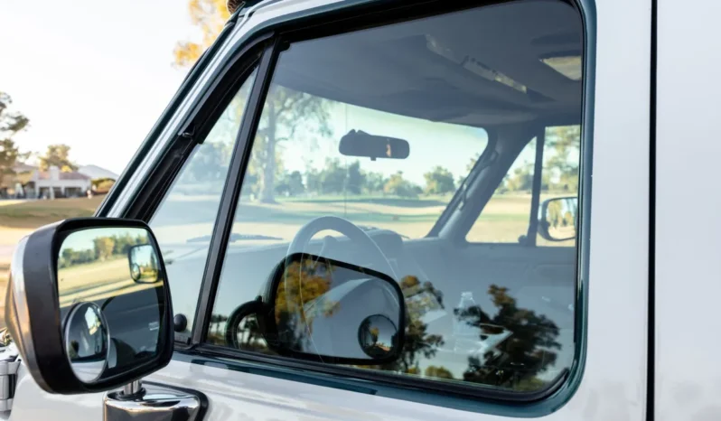 
								1995 Chevrolet G20 Conversion Van full									