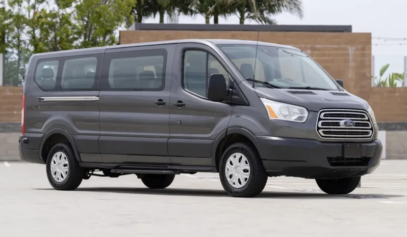 
								2016 Ford Transit 350 XLT 15-Passenger Wagon full									