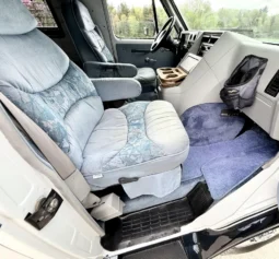 
										1995 Chevrolet G30 RV Conversion by Coachmen Vans full									