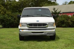 
										1997 Ford E-350 Club Wagon Chateau 7.3L Power Stroke full									