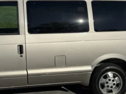 
										2003 Chevrolet Astro AWD full									
