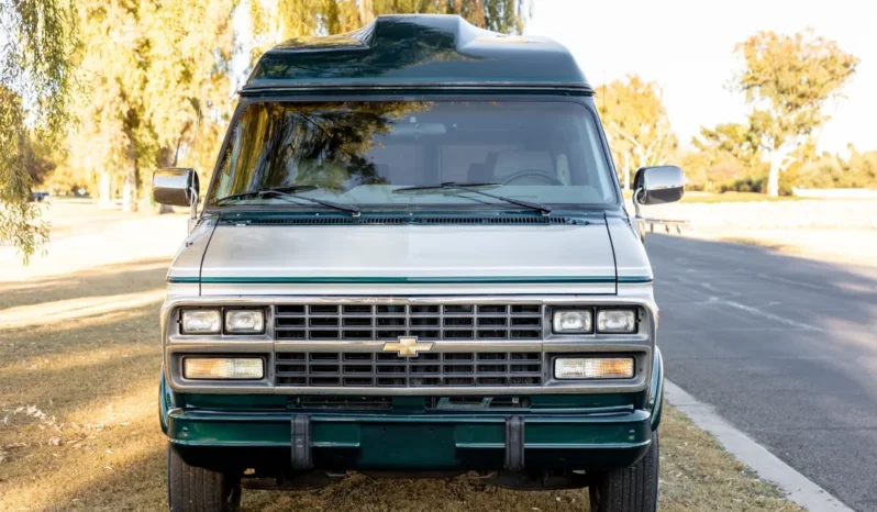 
								1995 Chevrolet G20 Conversion Van full									