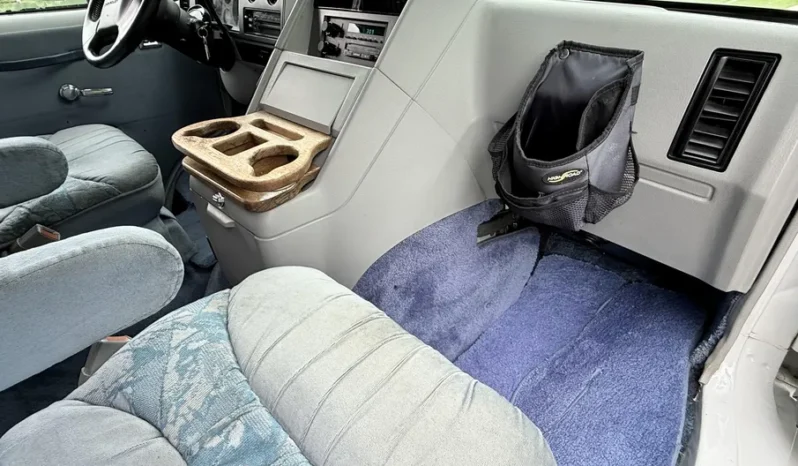 
								1995 Chevrolet G30 RV Conversion by Coachmen Vans full									