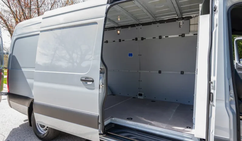 
								2023 Mercedes-Benz Sprinter 2500 Cargo Van full									