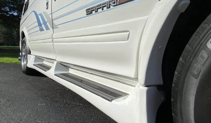 
								1995 GMC Safari AWD Conversion Van full									