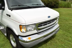 
										1997 Ford E-350 Club Wagon Chateau 7.3L Power Stroke full									