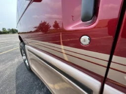 
										2001 Ford Econoline E-350 Super Duty Waldoch Conversion Van full									