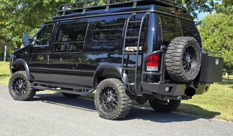 
								2013 Ford E-350 Quigley 4×4 Conversion full									