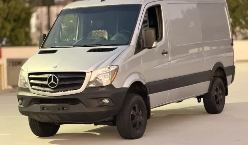 
								2015 Mercedes-Benz Sprinter 2500 4×4 Cargo Van full									