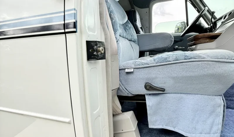 
								1995 Chevrolet G30 RV Conversion by Coachmen Vans full									