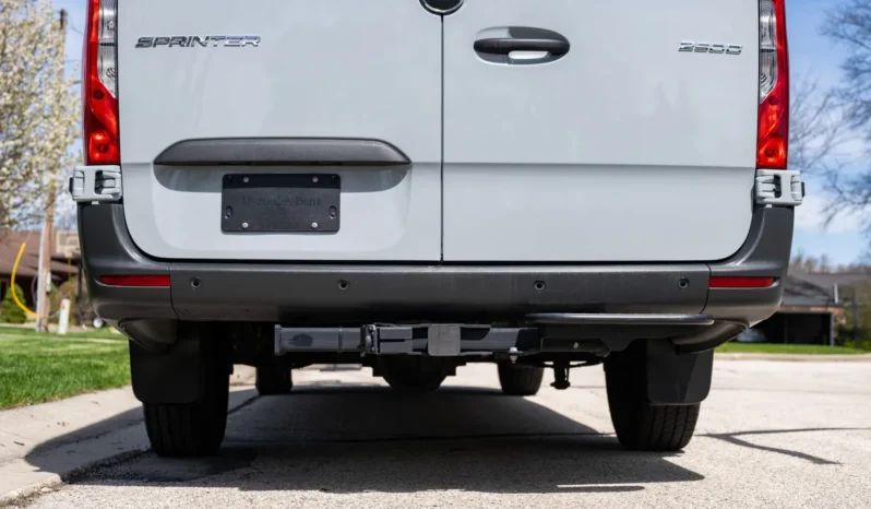 
								2023 Mercedes-Benz Sprinter 2500 Cargo Van full									