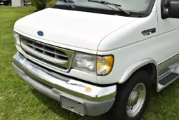 
										1997 Ford E-350 Club Wagon Chateau 7.3L Power Stroke full									