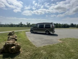 
										2002 Chevrolet Express G1500 Sherrod Conversion Van full									