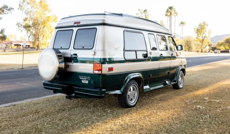 
								1995 Chevrolet G20 Conversion Van full									