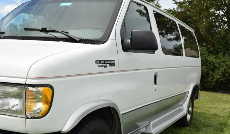 
								1997 Ford E-350 Club Wagon Chateau 7.3L Power Stroke full									