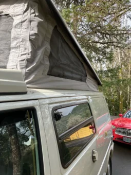 
										2001 Volkswagen EuroVan Winnebago Camper full									