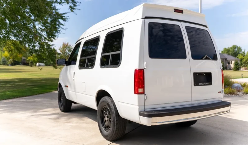 
								1994 Chevrolet Astro EXT Conversion Van full									
