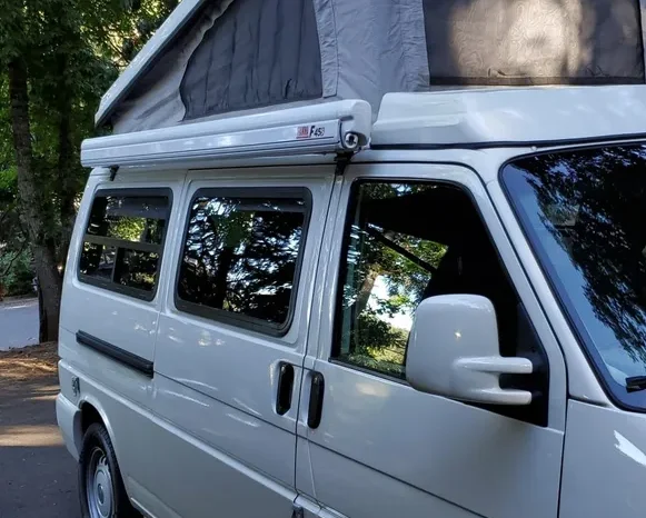 
								2002 Volkswagen Eurovan Camper full									