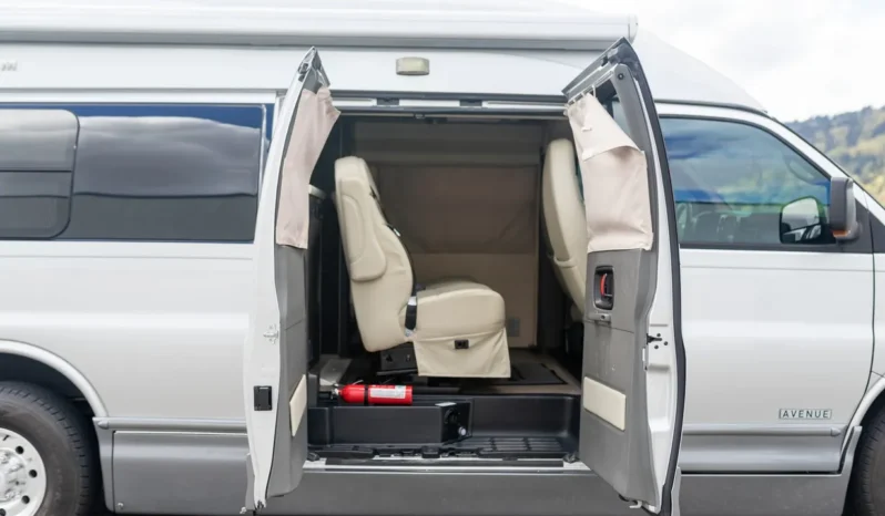 
								2010 Chevrolet Express 3500 Airstream Avenue Class B Coach full									
