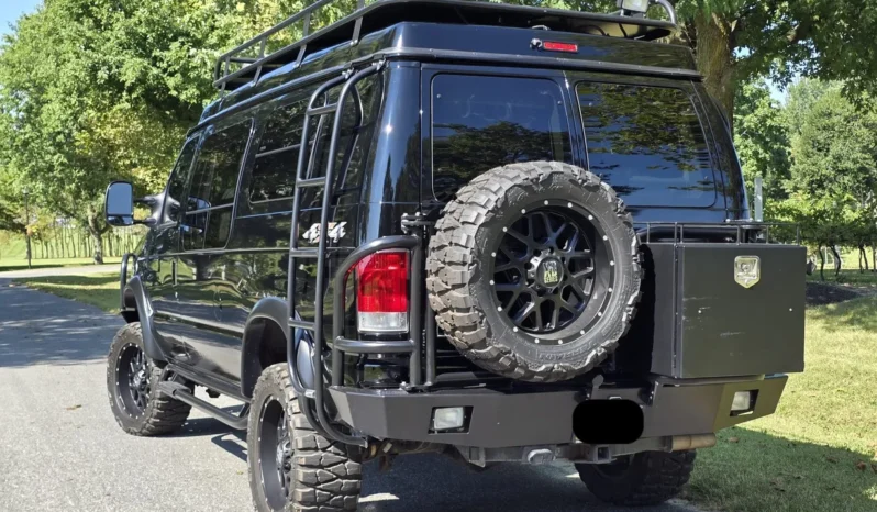 
								2013 Ford E-350 Quigley 4×4 Conversion full									