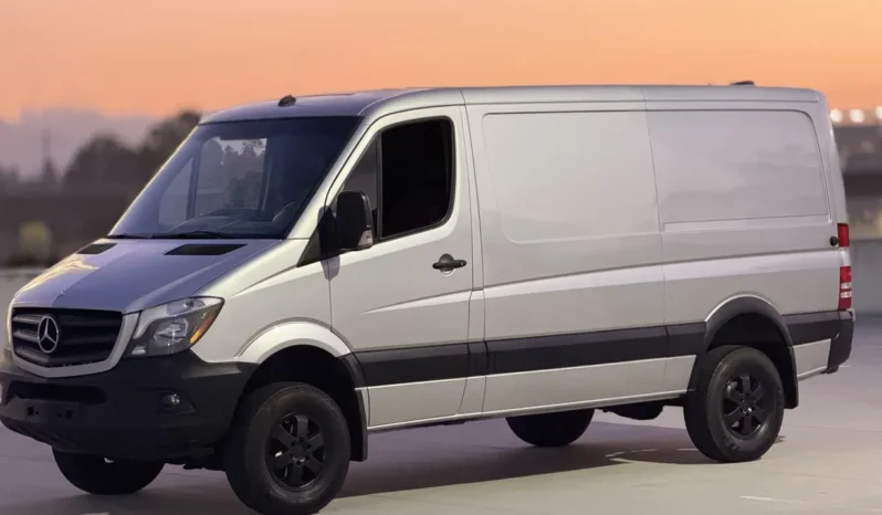 
								2015 Mercedes-Benz Sprinter 2500 4×4 Cargo Van full									