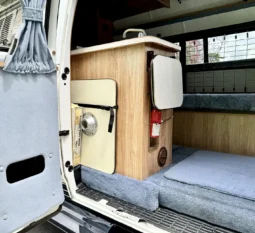 
										1995 Chevrolet G30 RV Conversion by Coachmen Vans full									