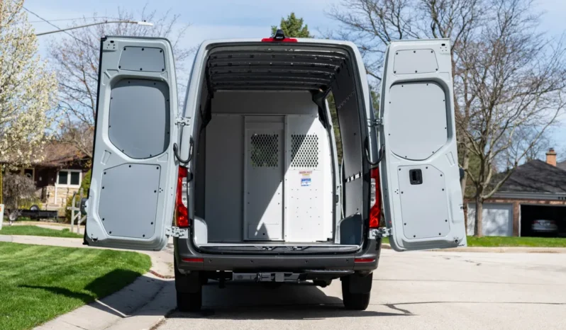 
								2023 Mercedes-Benz Sprinter 2500 Cargo Van full									